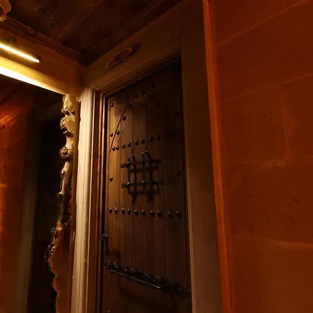 Hotel Alika Castle House