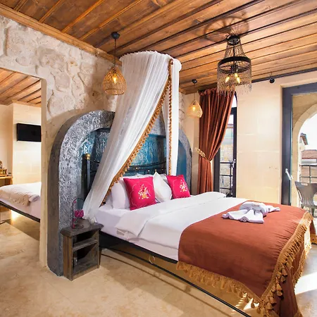 Alika Castle House Отель Учисар