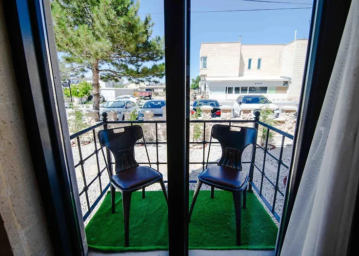 Alika Castle House Szálloda *