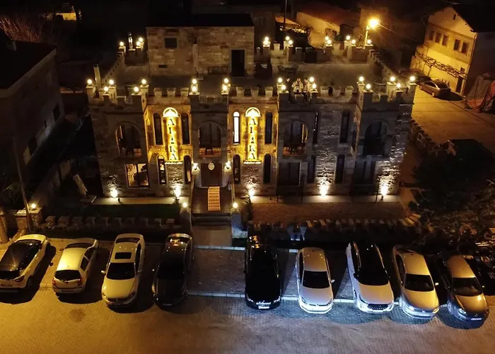 Alika Castle House *