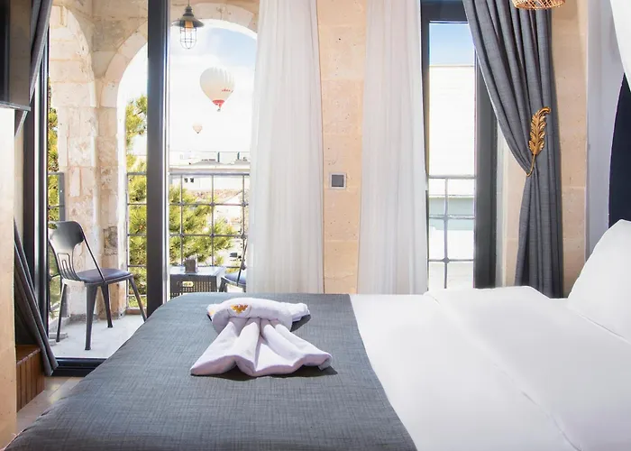 Alika Castle House Szálloda